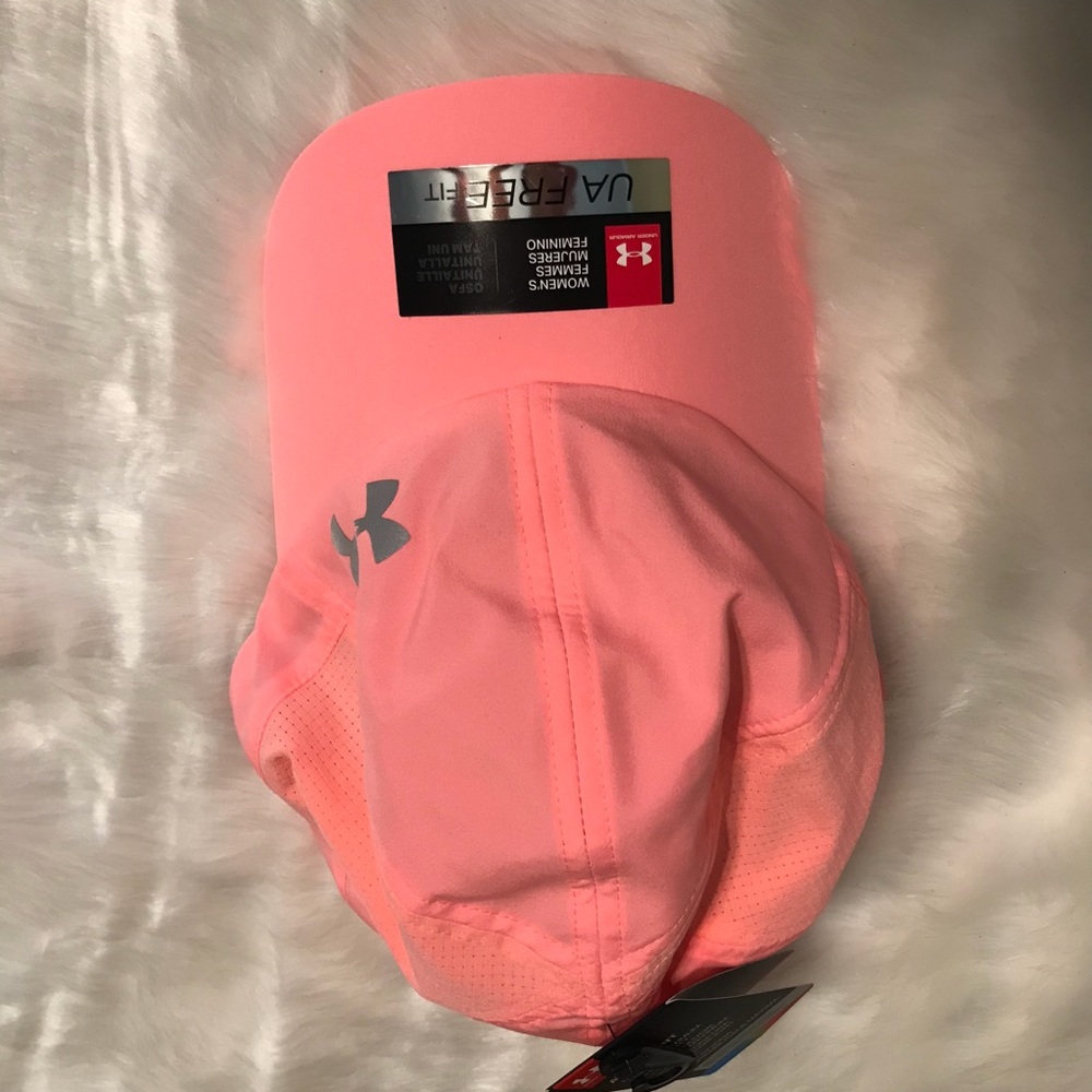 NWT Under Armour Fly-By Sweat-wicking Cap - Picture 3 of 4